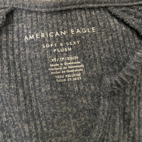 American Eagle soft long sleeve Tee. Size XS - Picture 2 of 4